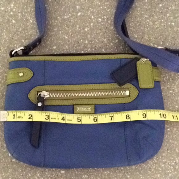 💕NWOT💕  COACH CROSSBODY - Picture 4 of 6